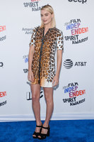 Margot Robbie Longsleeve T-shirt #3171061