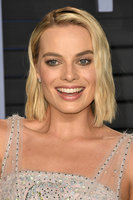 Margot Robbie mug #G1415043