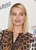 Margot Robbie Longsleeve T-shirt #3185291