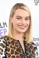 Margot Robbie mug #G1427419