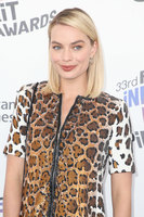 Margot Robbie Longsleeve T-shirt #3185357