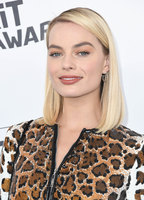 Margot Robbie mug #G1427478
