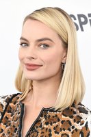 Margot Robbie Longsleeve T-shirt #3185470