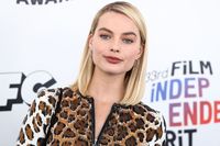 Margot Robbie mug #G1427654