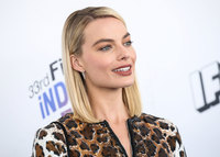 Margot Robbie mug #G1427655
