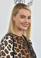 Margot Robbie mug #G1427796