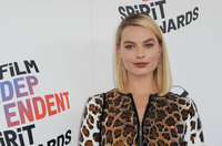 Margot Robbie Longsleeve T-shirt #3185699