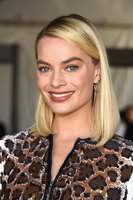 Margot Robbie tote bag #G1427825