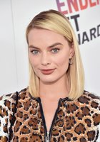 Margot Robbie Longsleeve T-shirt #3185740