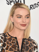 Margot Robbie Longsleeve T-shirt #3185757