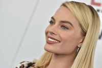 Margot Robbie tote bag #G1427872