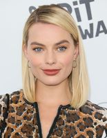 Margot Robbie mug #G1427888