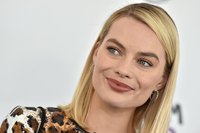 Margot Robbie Longsleeve T-shirt #3185891