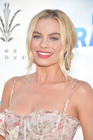 Margot Robbie Longsleeve T-shirt #3206172