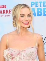 Margot Robbie Longsleeve T-shirt #3206186