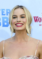 Margot Robbie Sweatshirt #3206201