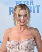 Margot Robbie mug #G1448303