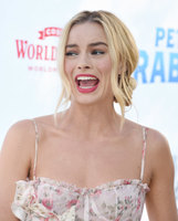 Margot Robbie mug #G1448310