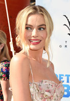 Margot Robbie Longsleeve T-shirt #3206217