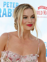 Margot Robbie mug #G1448317