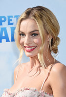 Margot Robbie Longsleeve T-shirt #3206250