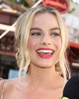 Margot Robbie Longsleeve T-shirt #3206353