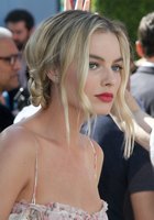 Margot Robbie Longsleeve T-shirt #3206374