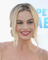 Margot Robbie Sweatshirt #3206392