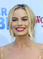 Margot Robbie mug #G1448536