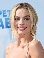 Margot Robbie tote bag #G1448663
