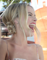 Margot Robbie Sweatshirt #3206636