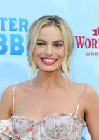 Margot Robbie Tank Top #3206643