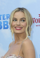 Margot Robbie Longsleeve T-shirt #3206655