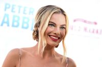 Margot Robbie tote bag #G1448760
