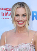 Margot Robbie tote bag #G1448788