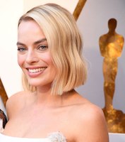 Margot Robbie mug #G1491949