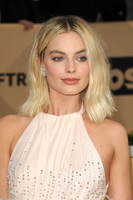 Margot Robbie mug #G1491953