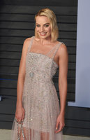 Margot Robbie t-shirt #3249868