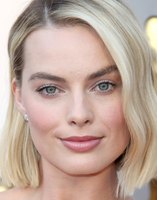 Margot Robbie t-shirt #3249911
