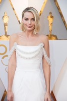 Margot Robbie t-shirt #3249981
