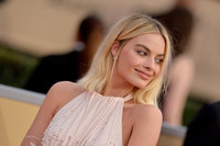 Margot Robbie Sweatshirt #3289122