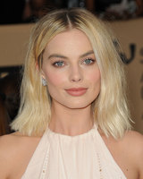 Margot Robbie Longsleeve T-shirt #3289141
