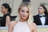 Margot Robbie Longsleeve T-shirt #3289308