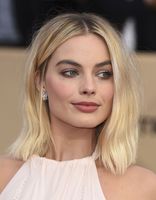 Margot Robbie tote bag #G1531490