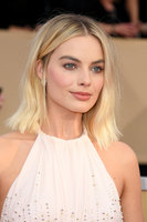 Margot Robbie Sweatshirt #3289494