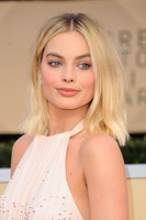 Margot Robbie Sweatshirt #3289506