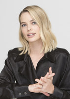 Margot Robbie Tank Top #3308137