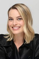 Margot Robbie tote bag #G1550240