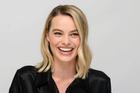 Margot Robbie mug #G1550255
