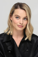 Margot Robbie Tank Top #3308161